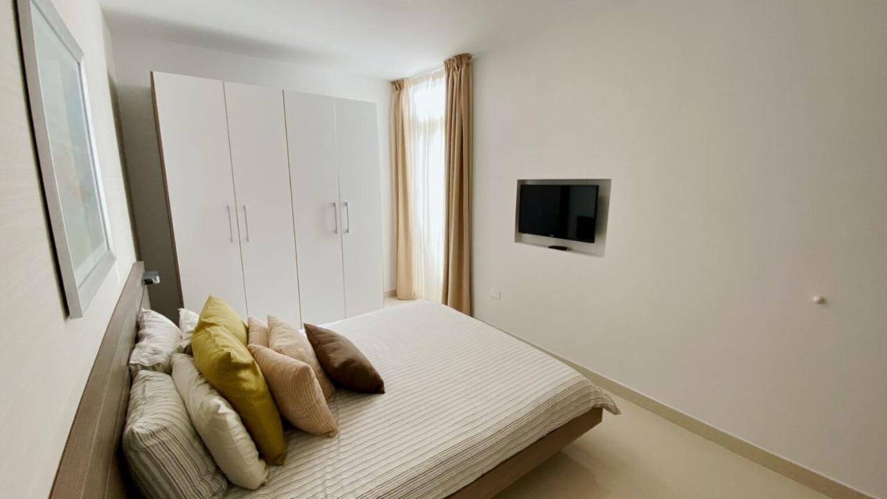Apartmán Point Sliema Sea Front Exteriér fotografie